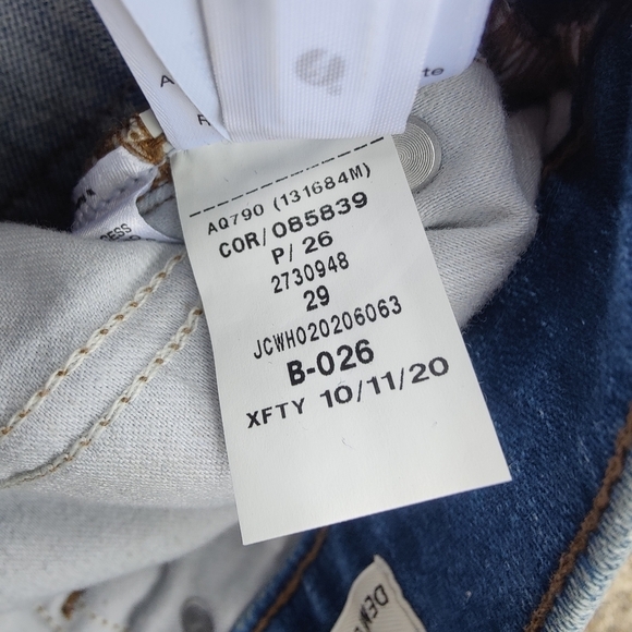 NWT J.Crew 9" Rise Billie Demi-Boot Crop Blue Jeans Size 29 Pants Style AQ790 - Picture 6 of 16